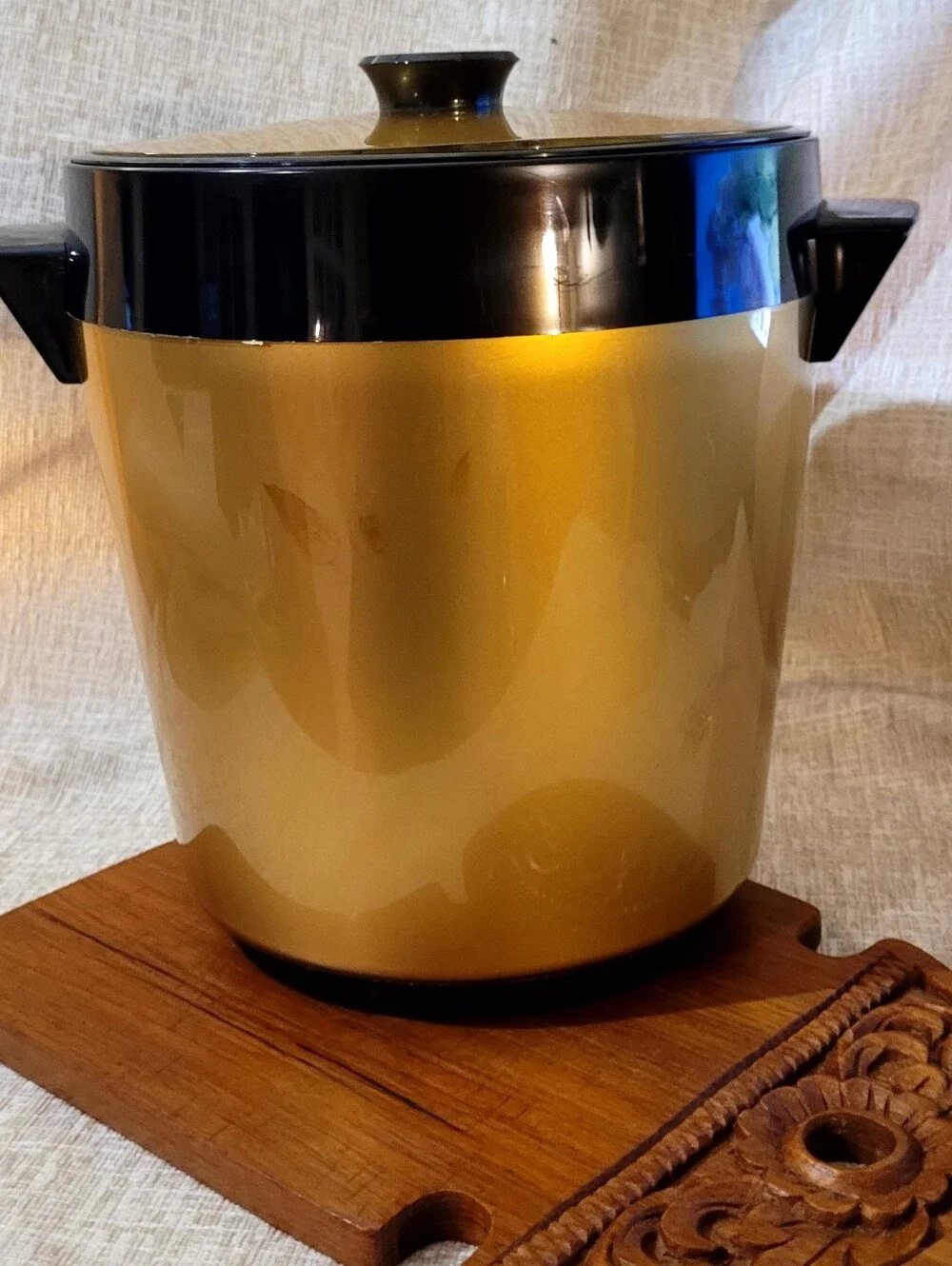 Vintage West Bend Thermo Serv 1 Gallon Insulated Gold Black Ice Bucket USA Made
